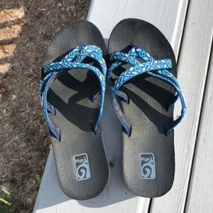 Teva Mush Mandalyn sandals